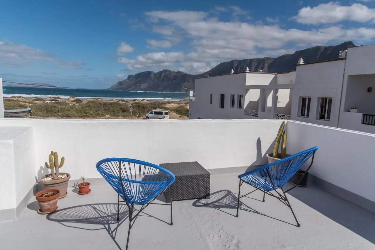Sandy Bay Home With Roof Terrace And Sea Views Famara Spain